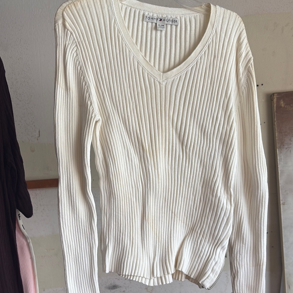 Tommy Hilfiger Off-White Ribbed Knit Top